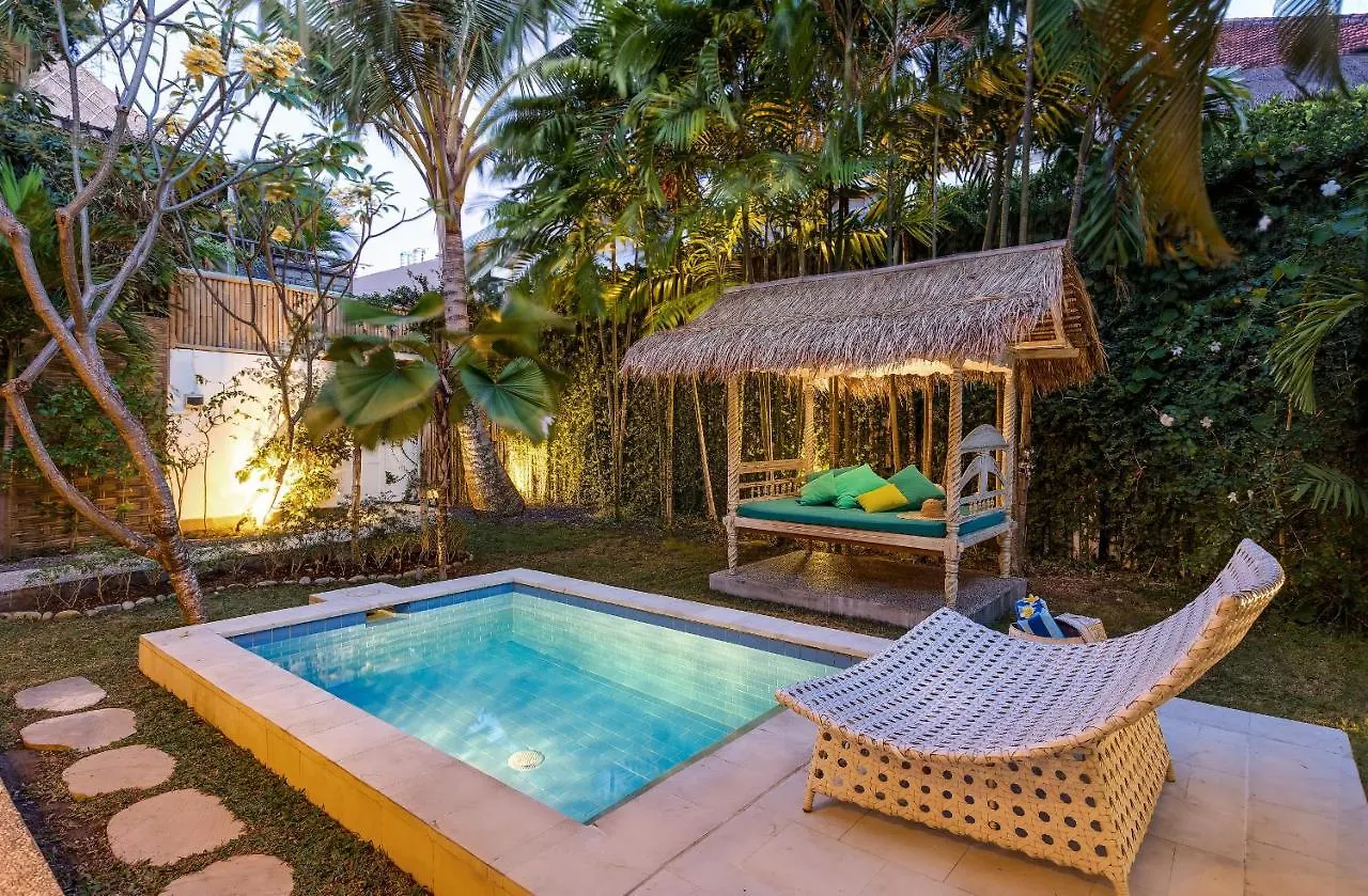 Villa Domi - Cozy & Budget-Friendly 1Br Honeymoon Villa In Seminyak With Private Pool